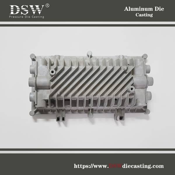 aluminium-heat-sinks Aluminum heat sinks with cooling fins designed to transfer heat away